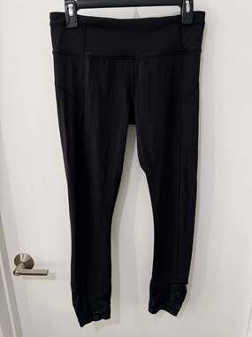Lululemon Tight Stuff Tight 25" High Rise Leggings with Scalloped Cuff Size 6